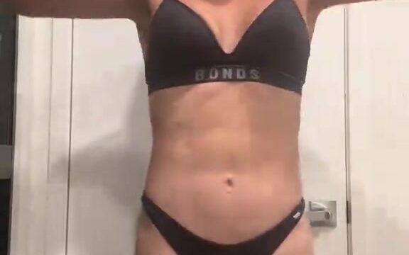 Che Kenneally Onlyfans Shows Off Her Hot Body