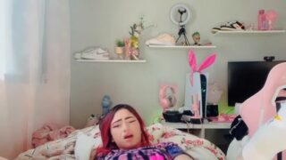 Amiichan Aka Amizinha_X Nude Masturbating Using A Dildo